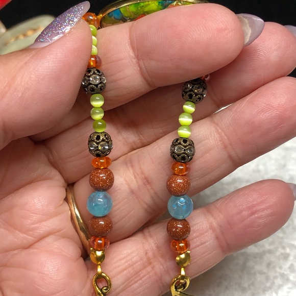 Stunning yellow and orange beaded bracelet - Picture 3 of 10